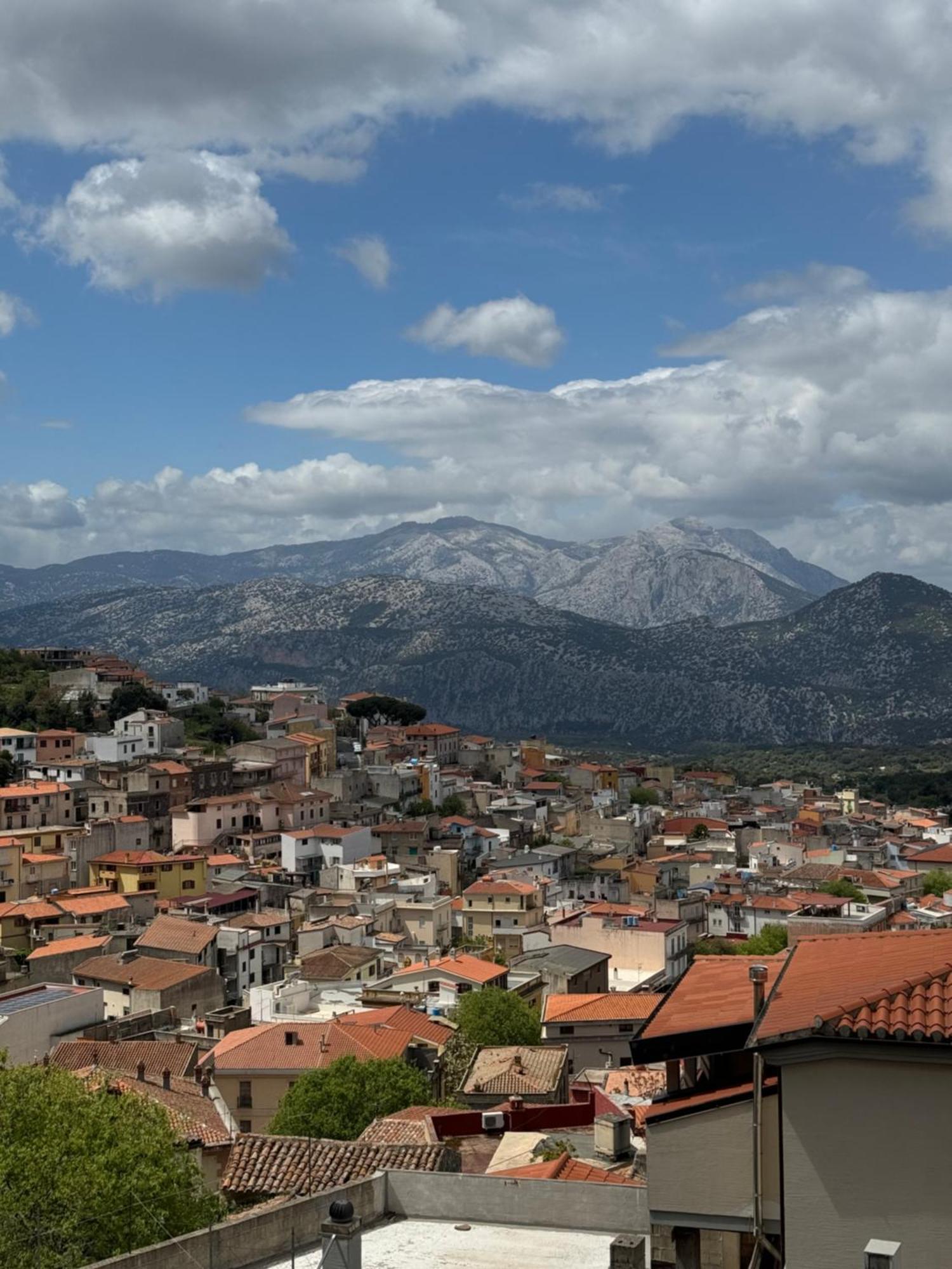 Iloghe Di Marras Loculi Exterior foto